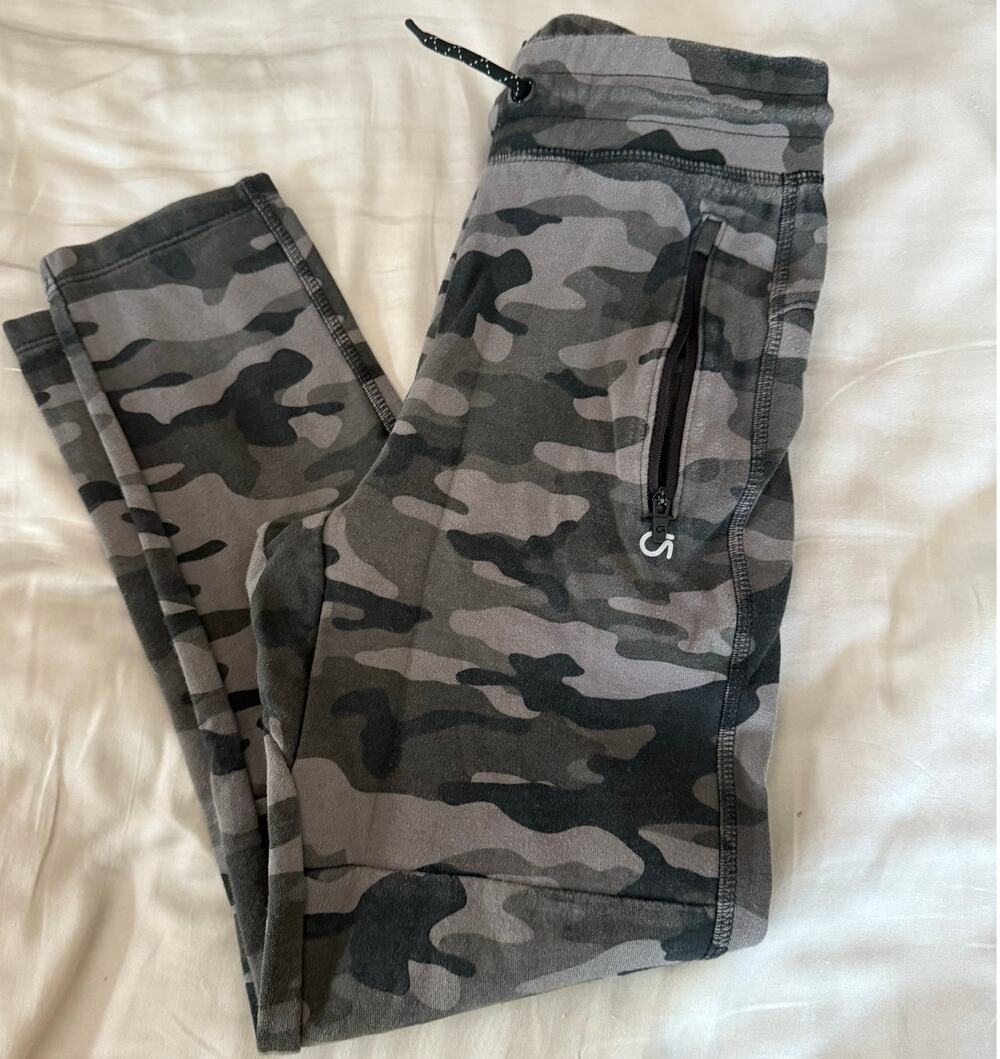 Gap grey camo pants size 10
